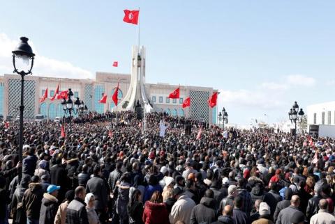 اتحاد الشغل في تونس يلغي اضرابًا عامًا بعد التوصل لاتفاق مع الحكومة بشأن الأجور