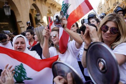 وزير حالي وآخران سابقان في لبنان قد يحاكمون في اتهامات فساد