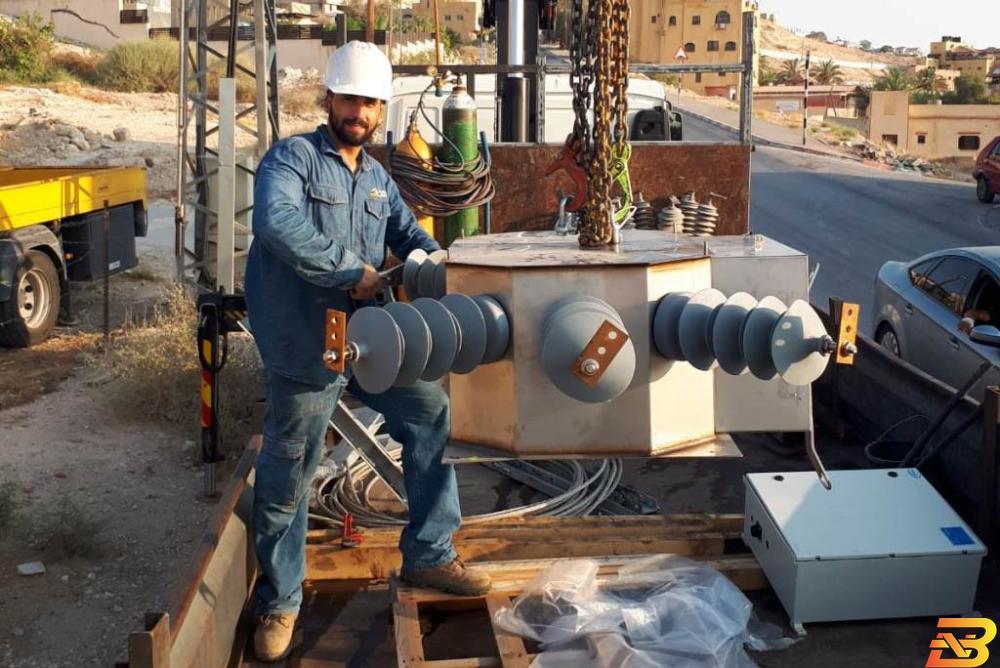 شركة كهرباء القدس تقوم بأعمال الصيانة على الشبكات الكهربائية في محافظة أريحا
