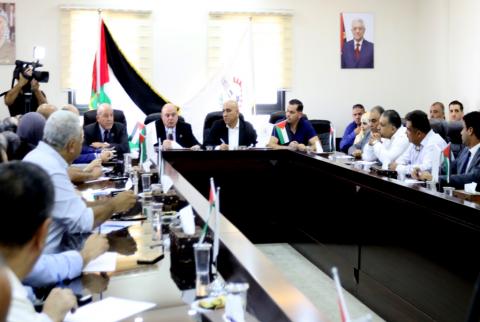 جانب من الورشة ورشة عمل في نابلس حول نظام الشيكات والمقاصة الإلكترونية
