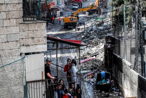جانب من هدم المنشآت-تصوير رويترز عودة: هدم المنشآت التجارية في القدس تقويض للنشاط الاقتصادي