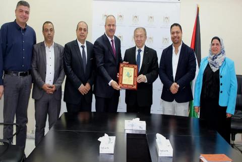 جانب من اللقاء العسيلي: البيئة التشريعية الناظمة للاقتصاد ستخضع لمراجعة