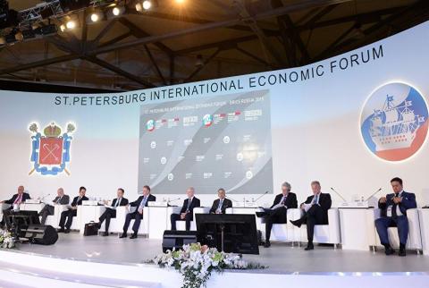 فلسطين تشارك في المنتدى الاقتصادي الدولي في روسيا