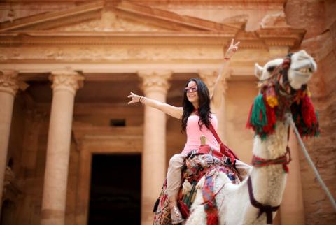الأردن يتوقع ارتفاع أعداد السياح مع تزايد الرحلات