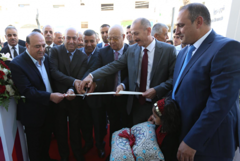البنك الإسلامي العربي يحتفل بافتتاح فرعه الجديد في دورا