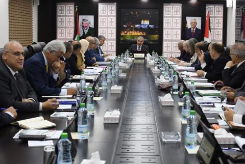 جانب من جلسة مجلس الوزراء الأسبوعية يوم الاثنين 30 أيلول 2019 حليلة: التمر الإسرائيلي يحصل على شهادة منشأ فلسطينية، الحكومة: القضية قيد المتابعة