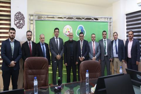 المشاركون في حفل الافتتاح جوال وبلدية بيت لاهيا تفتتحان قاعة الاجتماعات ومكاتب للبلدية