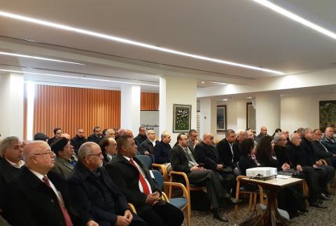 جانب من الاجتماع الهيئة العامة لكهرباء القدس تصادق على قرار منح الشركة تسهيلات بنكية
