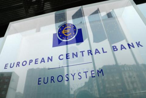 المركزي الأوروبي يدعو البنوك إلى التريث في التوزيعات النقدية للمساهمين