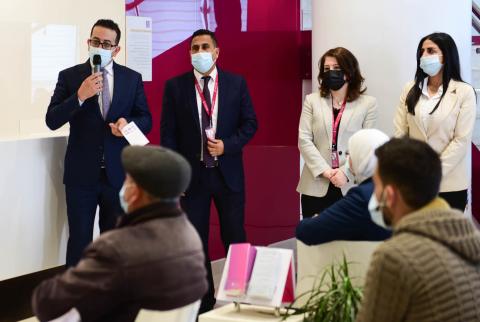 جانب من السحب على الجائزة الشهرية مواطن من جباليا يفوز بـ 60 ألف دولار من بنك فلسطين