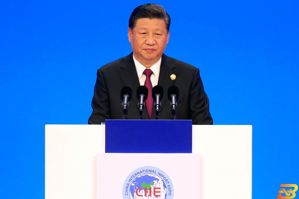 الرئيس الصيني يتعهد بخفض التعريفات الجمركية