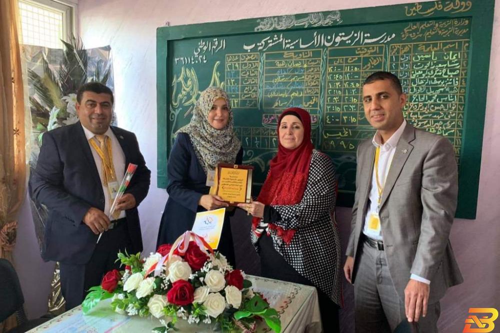 البنك الإسلامي الفلسطيني يدعم مدرسة الزيتون في غزة
