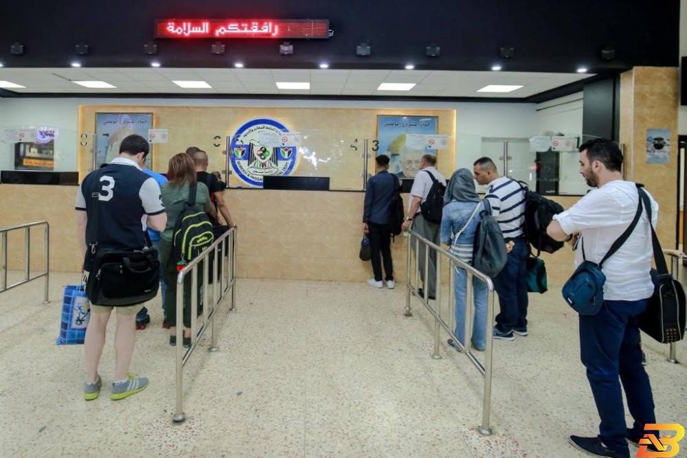 مسافرون على استراحة أريحا-أرشيفية تعديل ساعات العمل على معبر الكرامة الثلاثاء والأربعاء المقبلين