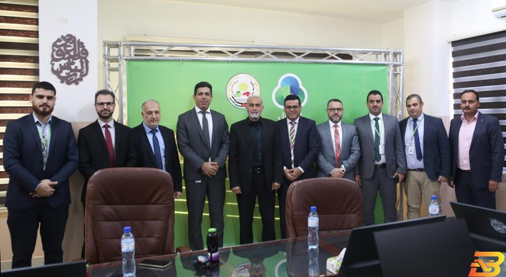 المشاركون في حفل الافتتاح جوال وبلدية بيت لاهيا تفتتحان قاعة الاجتماعات ومكاتب للبلدية