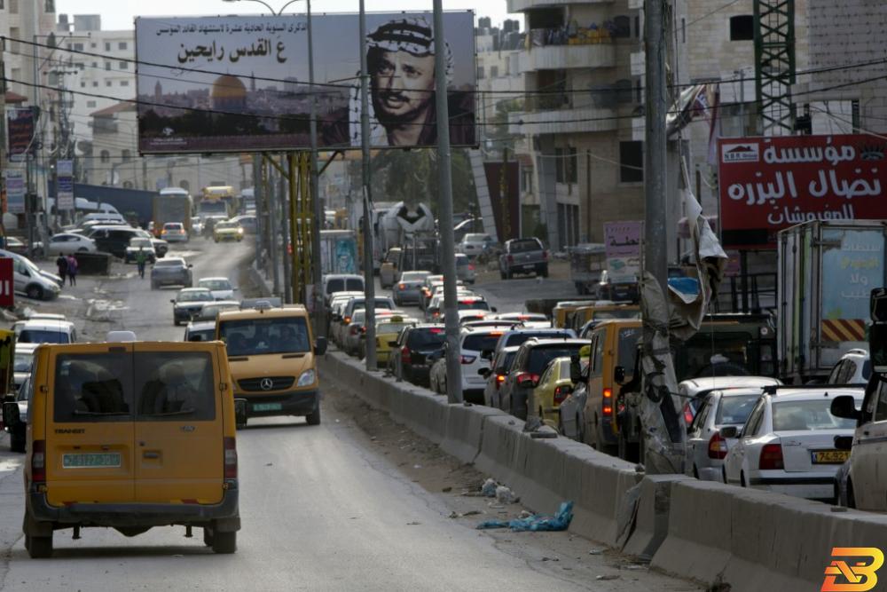 البدء بإعادة تأهيل طريق قلنديا الأسبوع المقبل